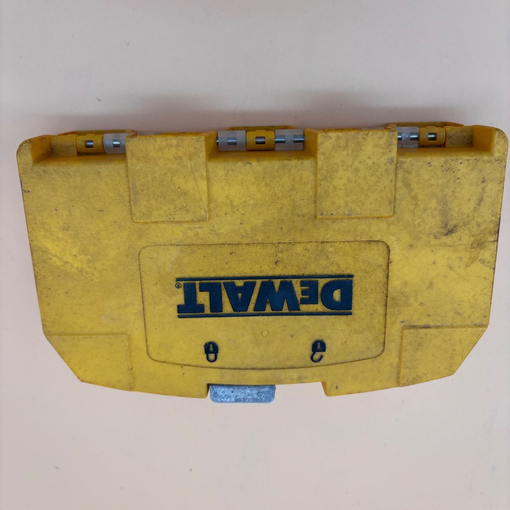 DeWalt Screwdriver Bit Set with Tough Case Bulk Assorted Drill Impact Bits